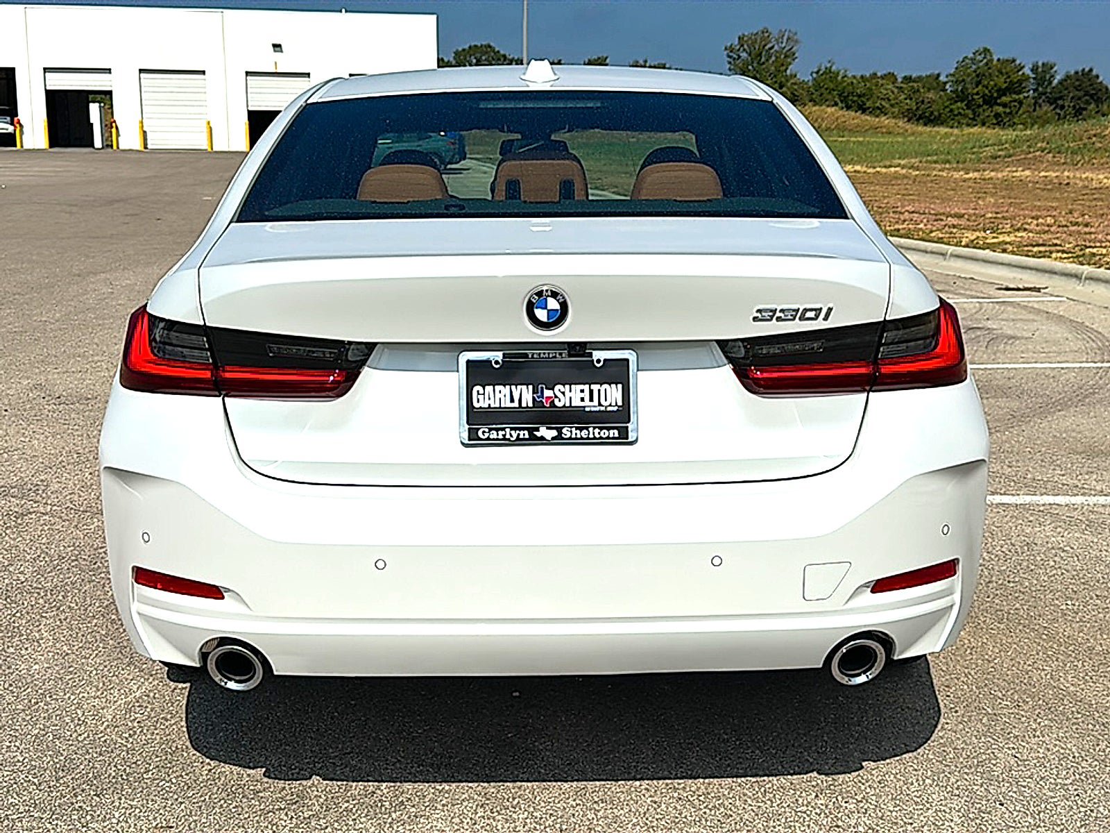 New 2026 BMW 330i Sedan w/ Premium Package RWD image 7