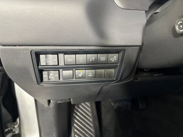 Used 2024 Toyota Tundra Platinum image 19