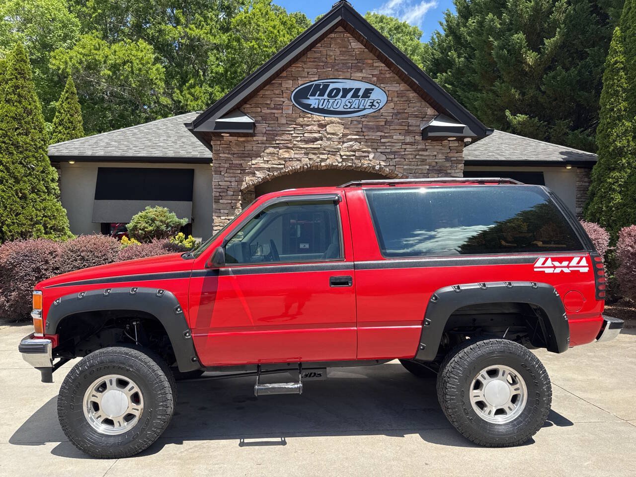 Used 1992 Chevrolet Blazer 4WD image 1