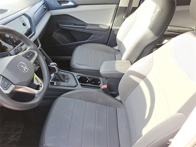 Used 2024 Volkswagen Taos SE image 11