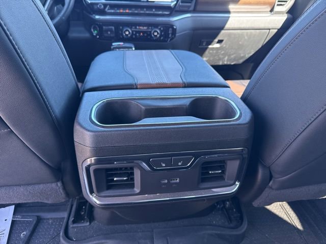 Used 2024 Chevrolet Silverado 1500 High Country w/ High Country Premium Package image 12