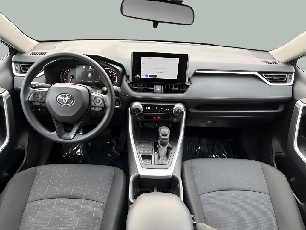 Used 2025 Toyota RAV4 XLE AWD/4WD image 12