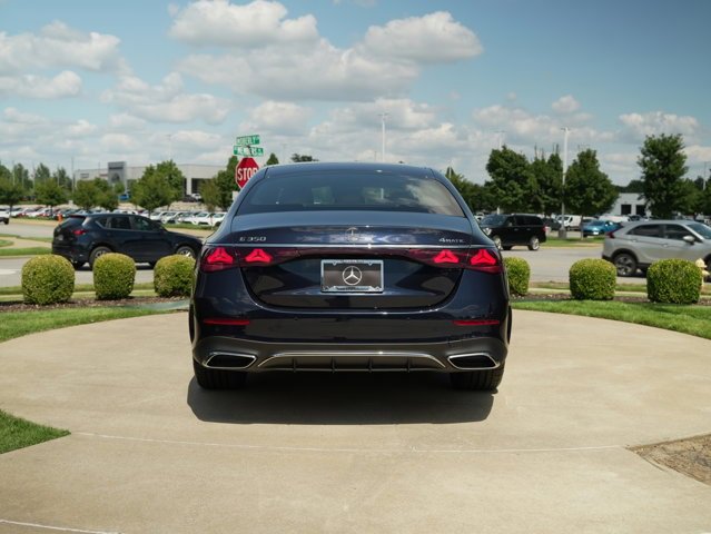 Used 2026 Mercedes-Benz E 350 4MATIC Sedan image 7