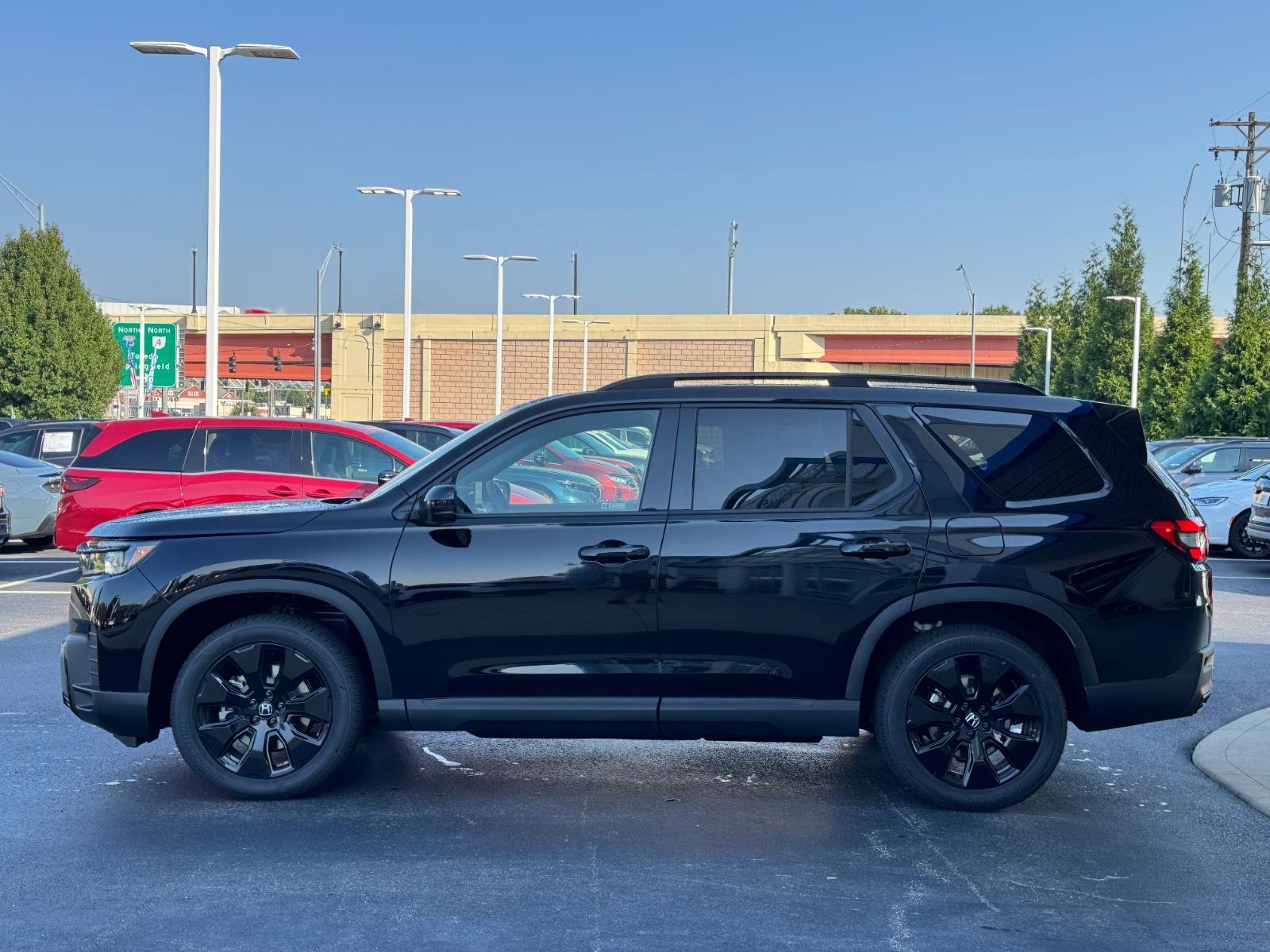 New 2026 Honda Pilot Black Edition image 8