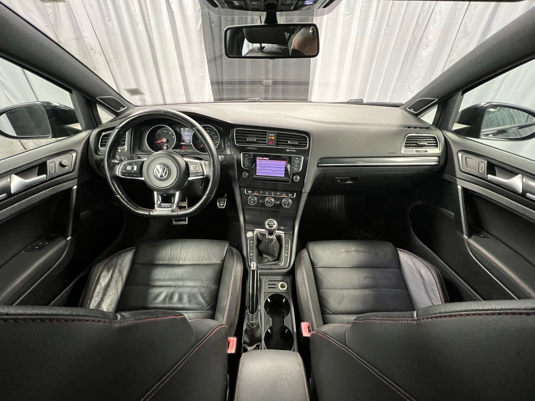 Used 2015 Volkswagen GTI Autobahn w/ Lighting Package (SEL) image 18