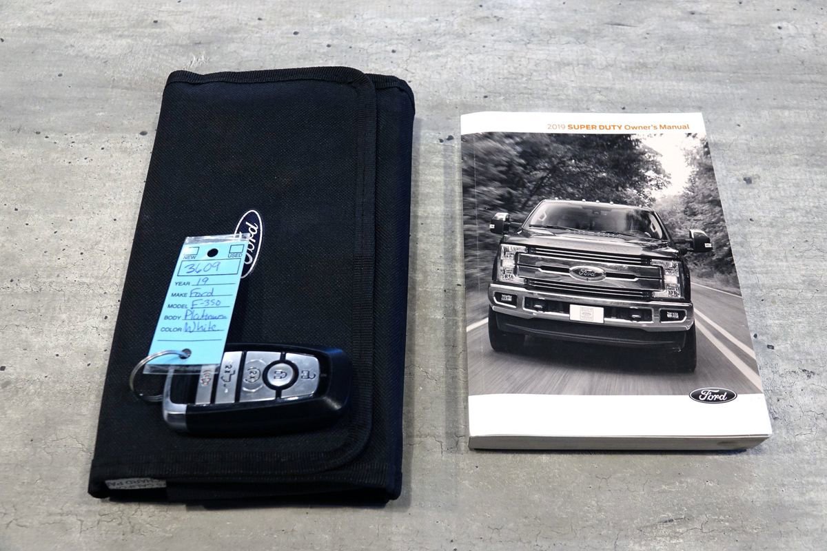 Used 2019 Ford F350 Platinum w/ Platinum Ultimate Package image 57