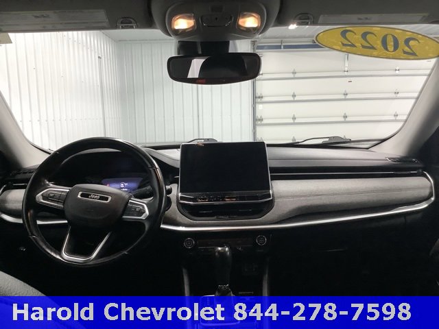 Used 2022 Jeep Compass Latitude image 13