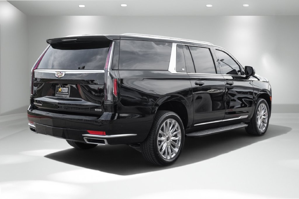 Used 2023 Cadillac Escalade ESV Premium Luxury RWD image 7