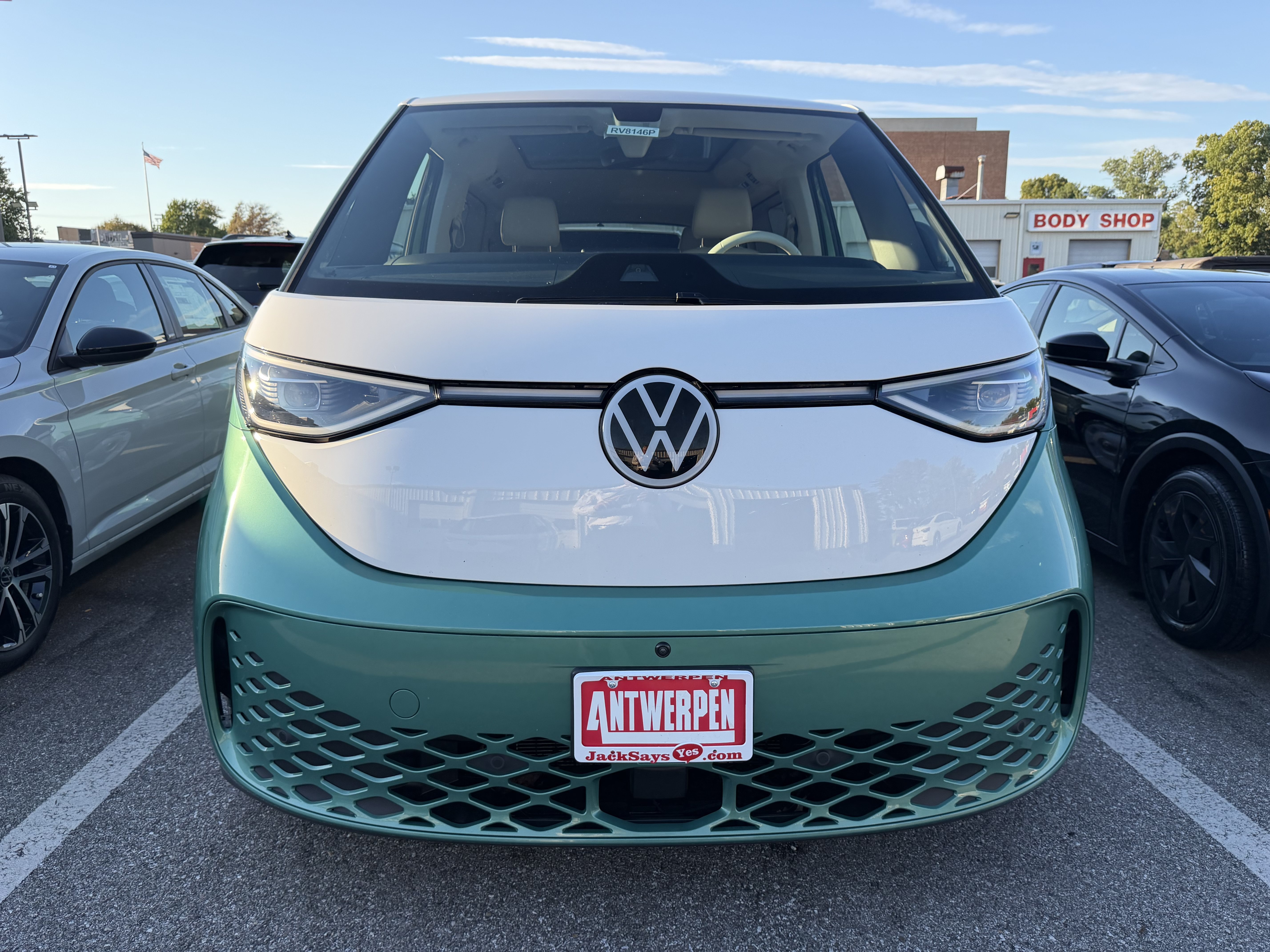 Used 2025 Volkswagen ID. Buzz 1st Edition AWD/4WD image 38