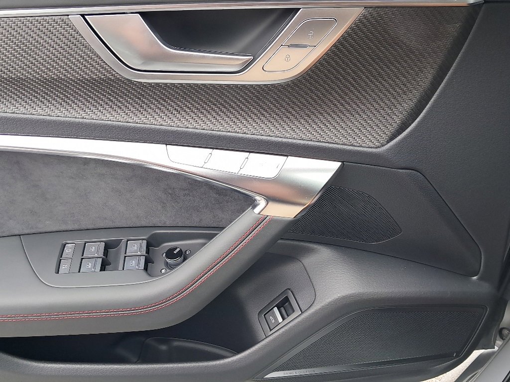 New 2026 Audi RS 6 performance image 17