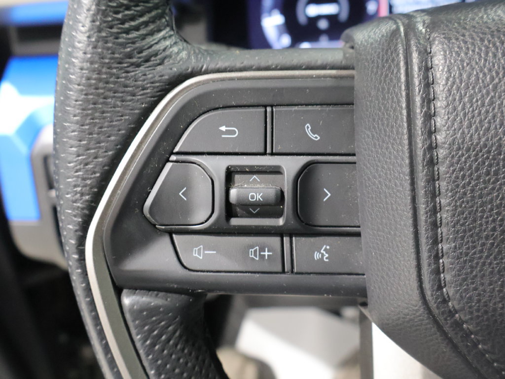 Certified 2025 Toyota Tacoma TRD Sport AWD/4WD image 35