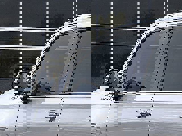 New 2026 Chevrolet Suburban High Country image 20