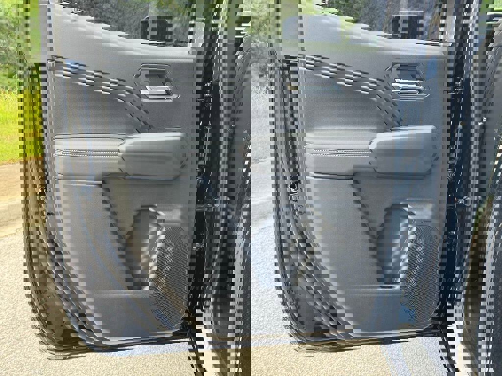 New 2026 GMC Canyon Elevation w/ Convenience Package image 20