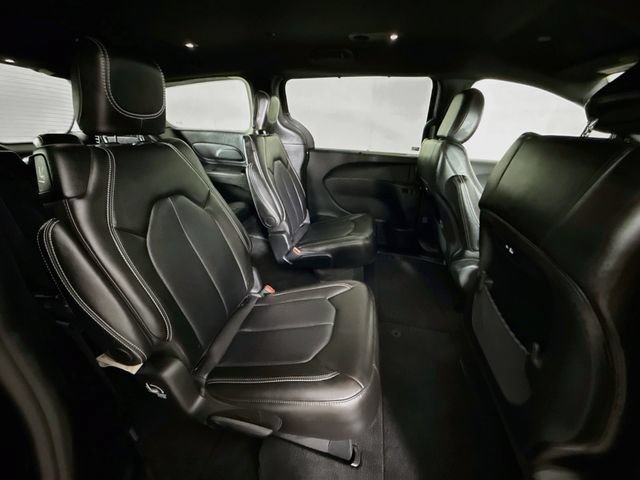 Used 2026 Chrysler Pacifica Select AWD/4WD image 27