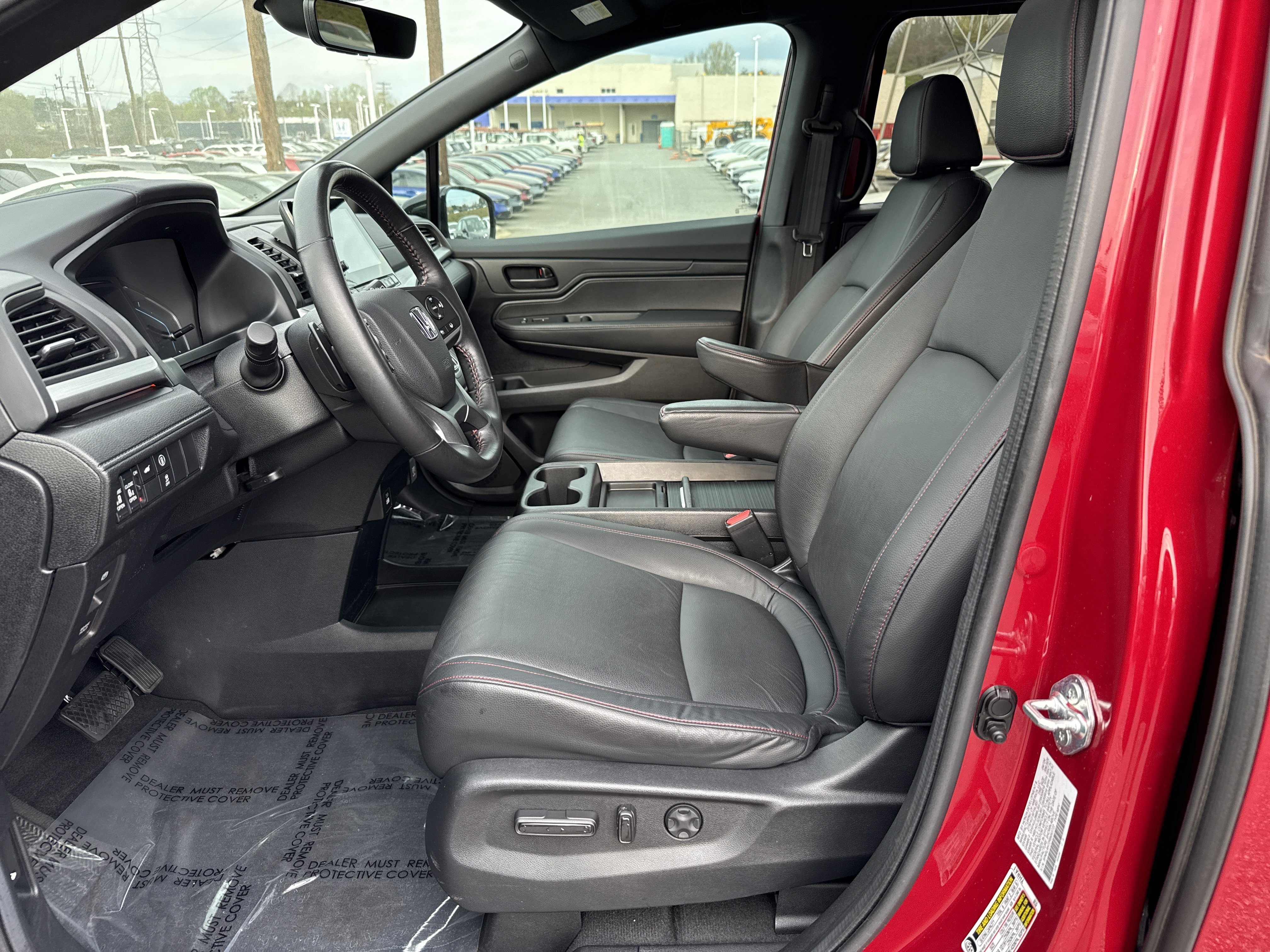 Certified 2024 Honda Odyssey Sport image 16