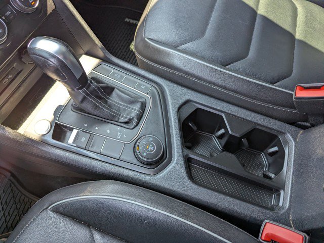 Used 2021 Volkswagen Tiguan SEL Premium R-Line AWD/4WD image 19