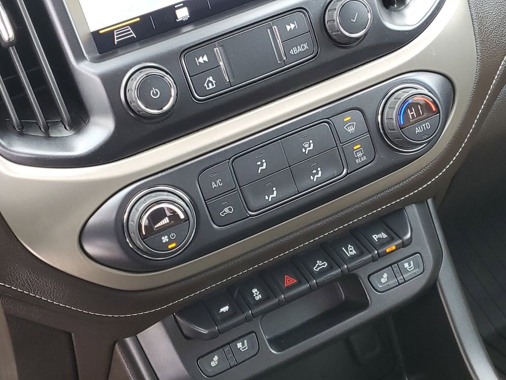 Used 2021 GMC Canyon Denali image 19