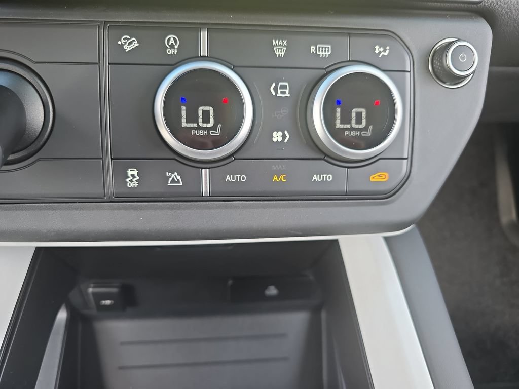 New 2026 Land Rover Defender 110 S AWD/4WD image 25