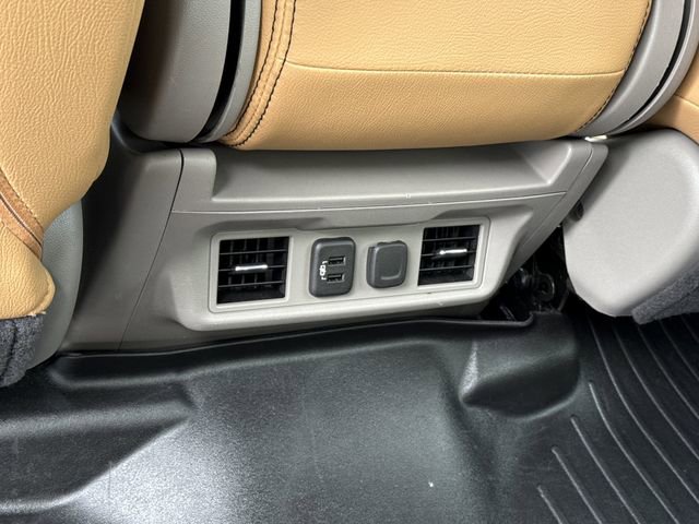 Used 2021 Chevrolet Silverado 1500 LT image 11