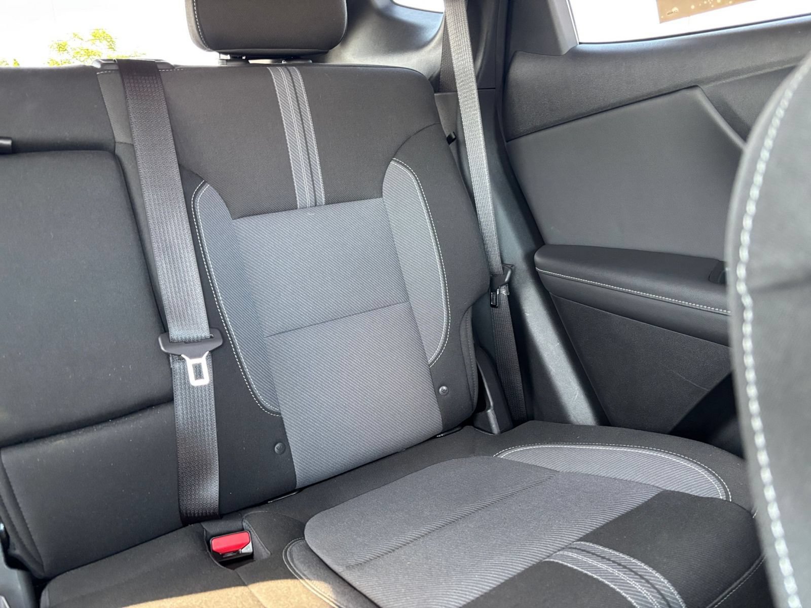 Used 2025 Chevrolet Blazer LT FWD image 35