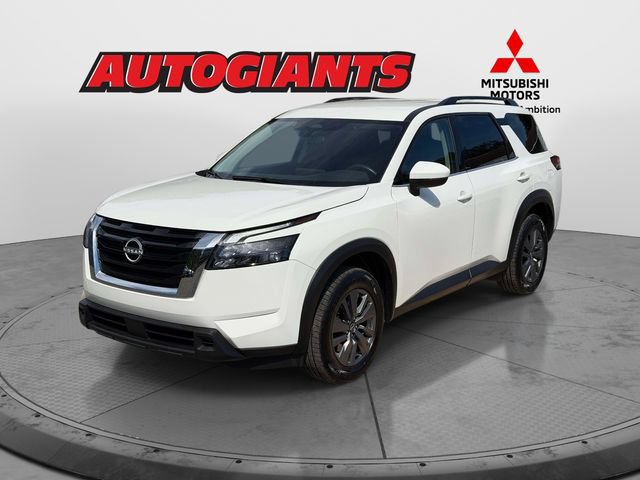 Used 2025 Nissan Pathfinder SV FWD image 7