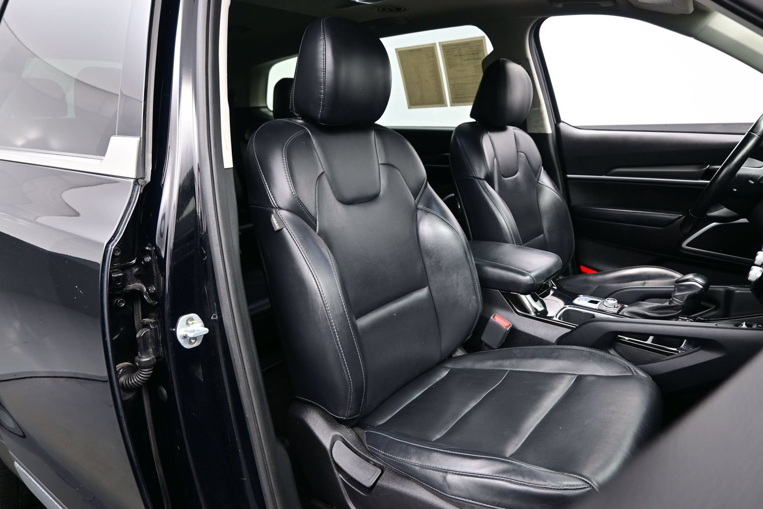 Used 2020 Kia Telluride S AWD/4WD image 14