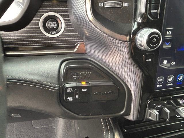 Used 2020 RAM 3500 Limited image 32