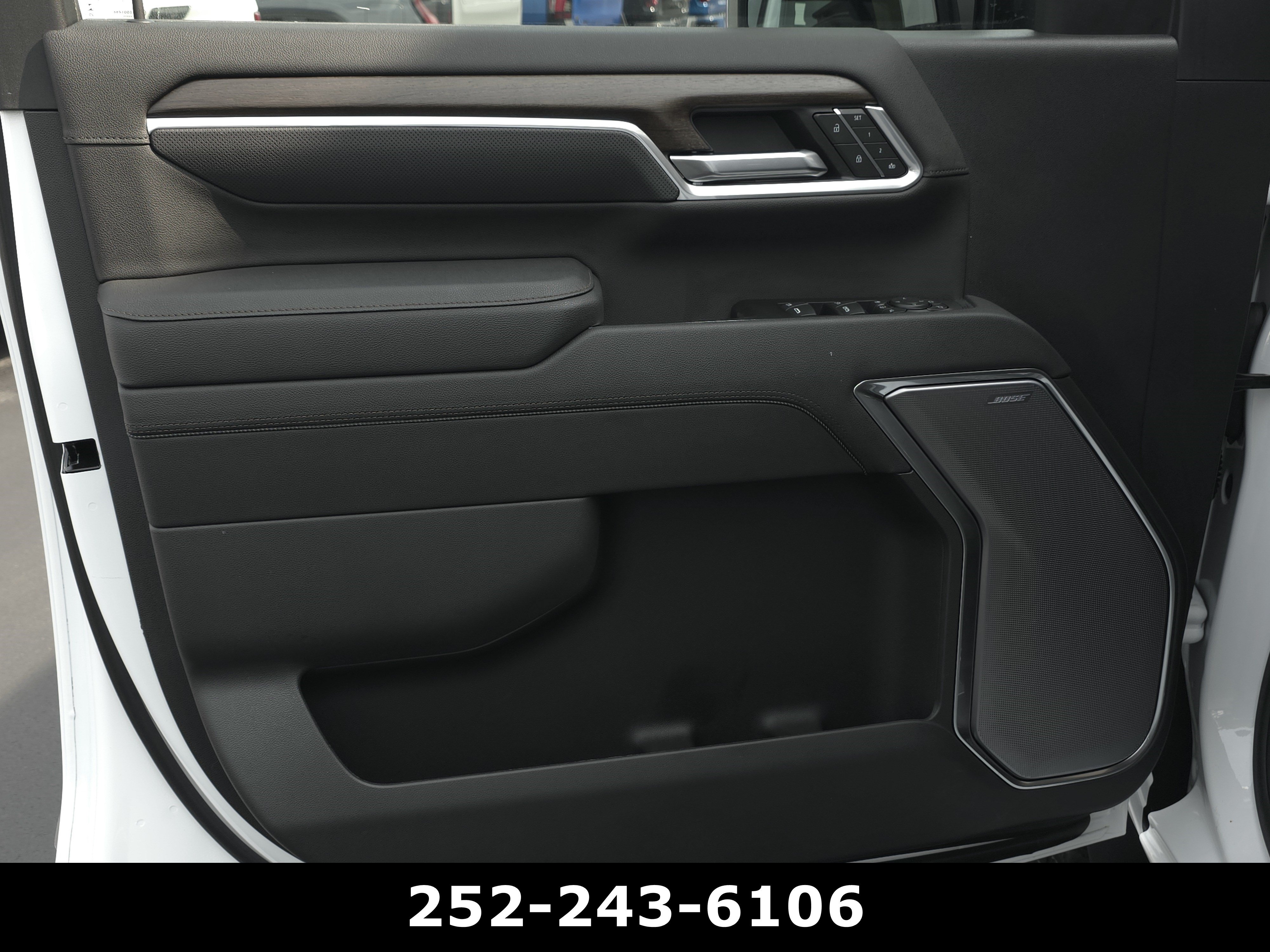 Used 2026 Chevrolet Silverado 2500 High Country w/ High Country Premium Package AWD/4WD image 28