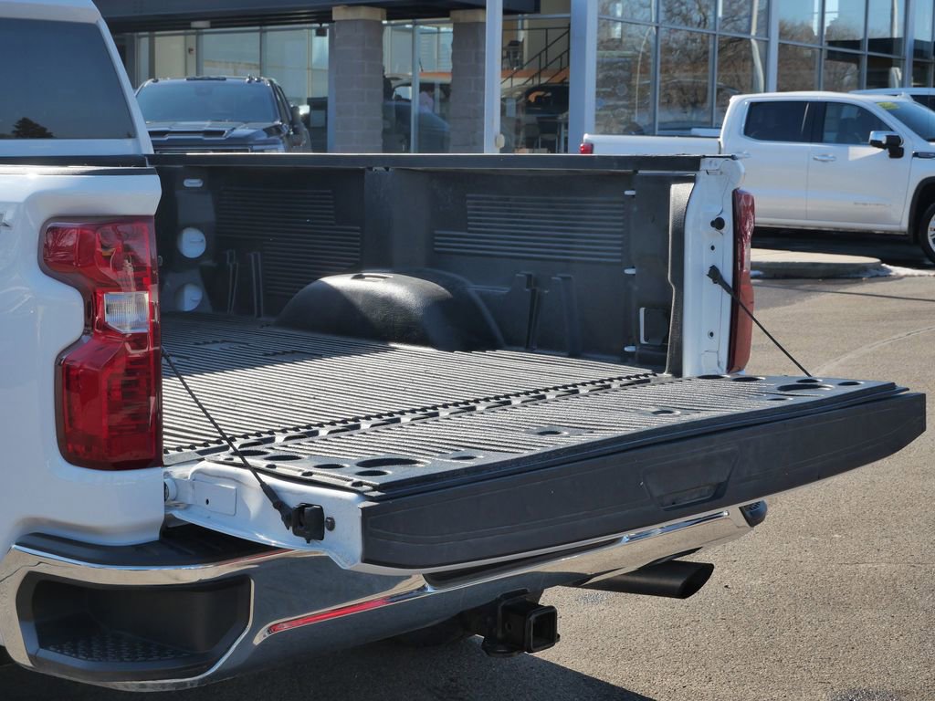Used 2025 Chevrolet Silverado 2500 LT w/ Convenience Package AWD/4WD image 22