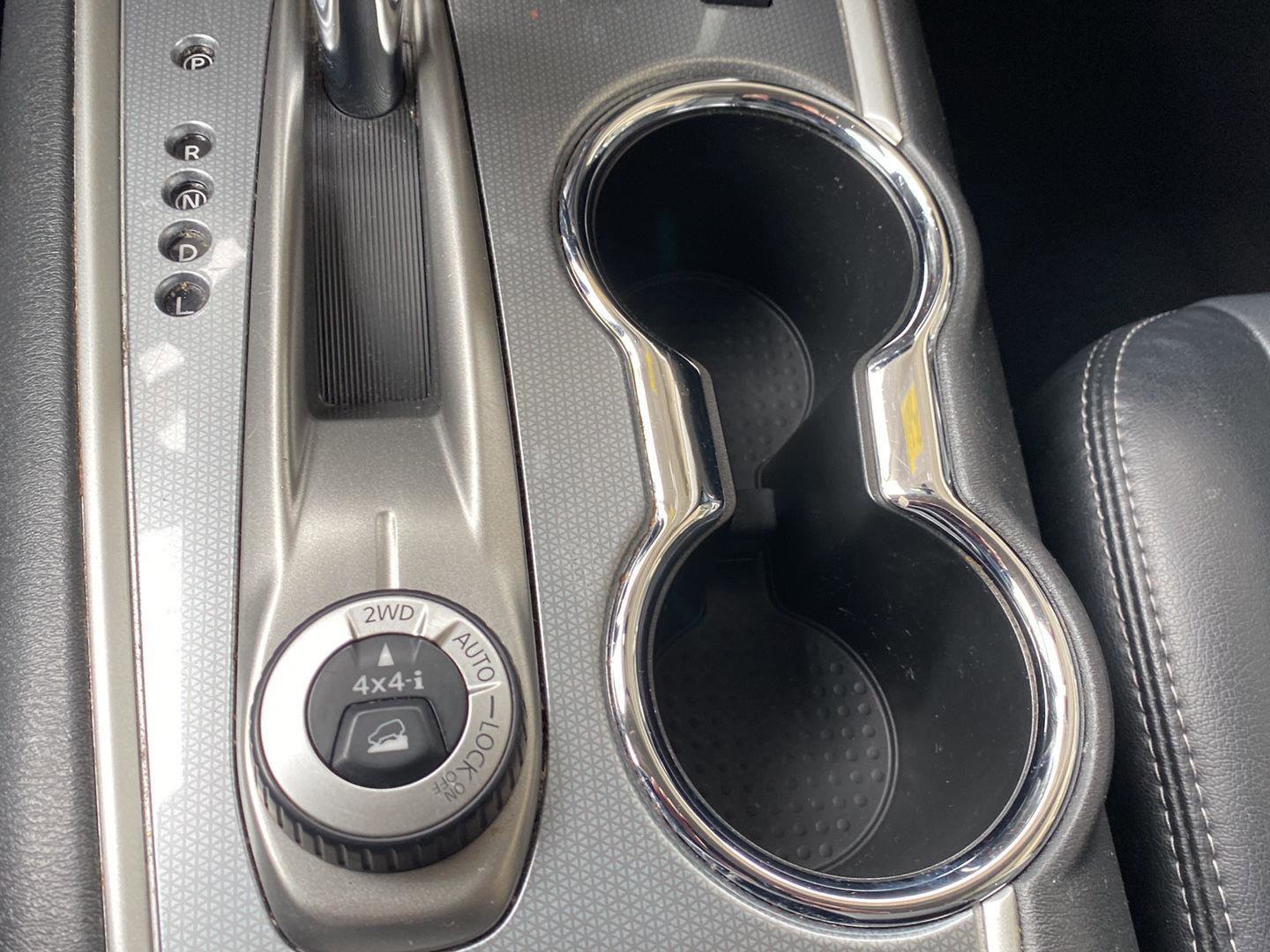 Used 2019 Nissan Pathfinder SL image 30