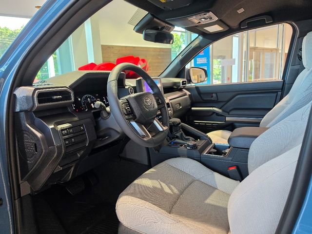 New 2026 Toyota 4Runner SR5 AWD/4WD image 13