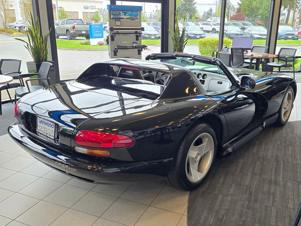 Used 1995 Dodge Viper RT/10 RWD image 23