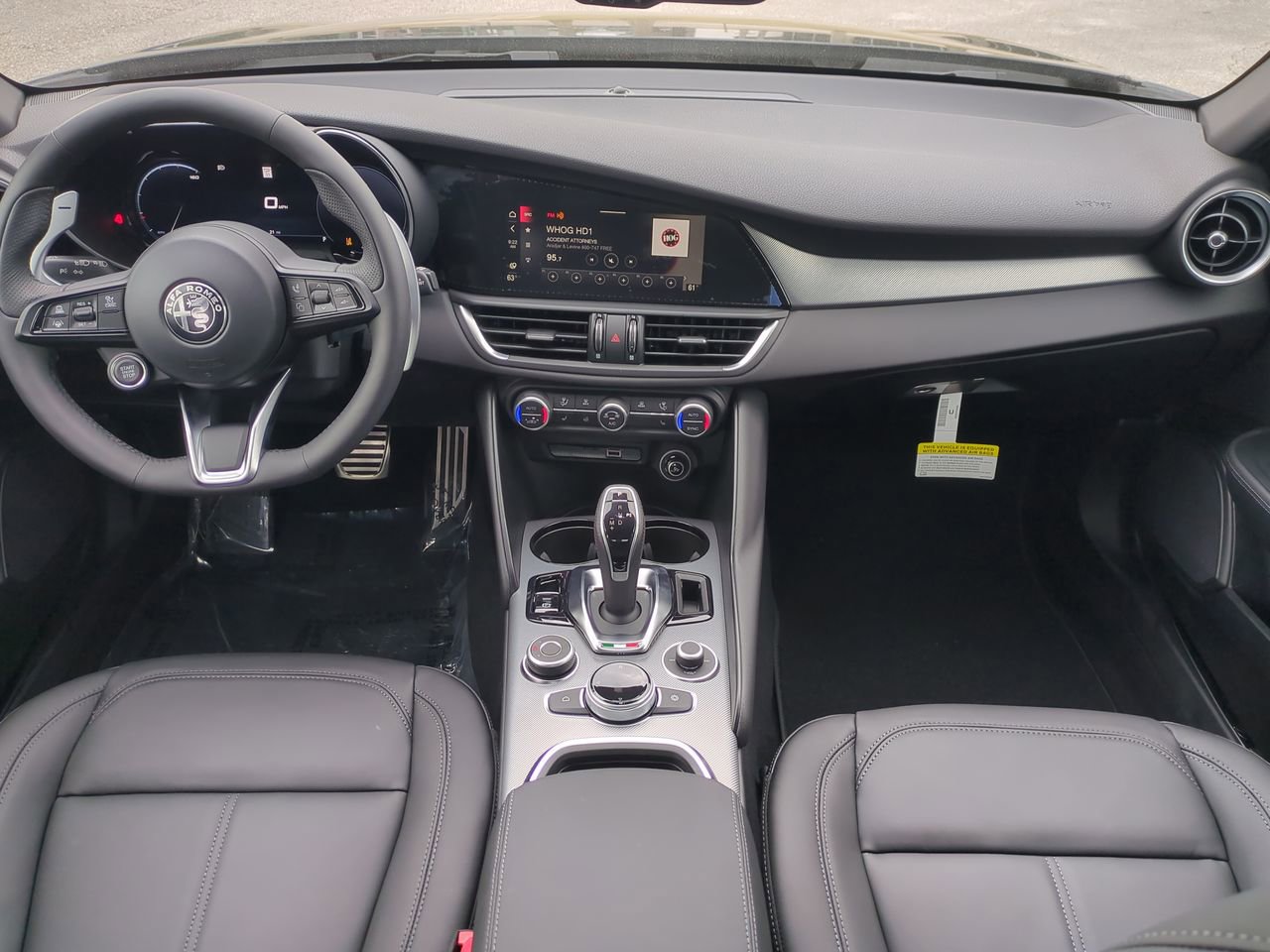 New 2025 Alfa Romeo Giulia w/ Driving Assist Package RWD image 13