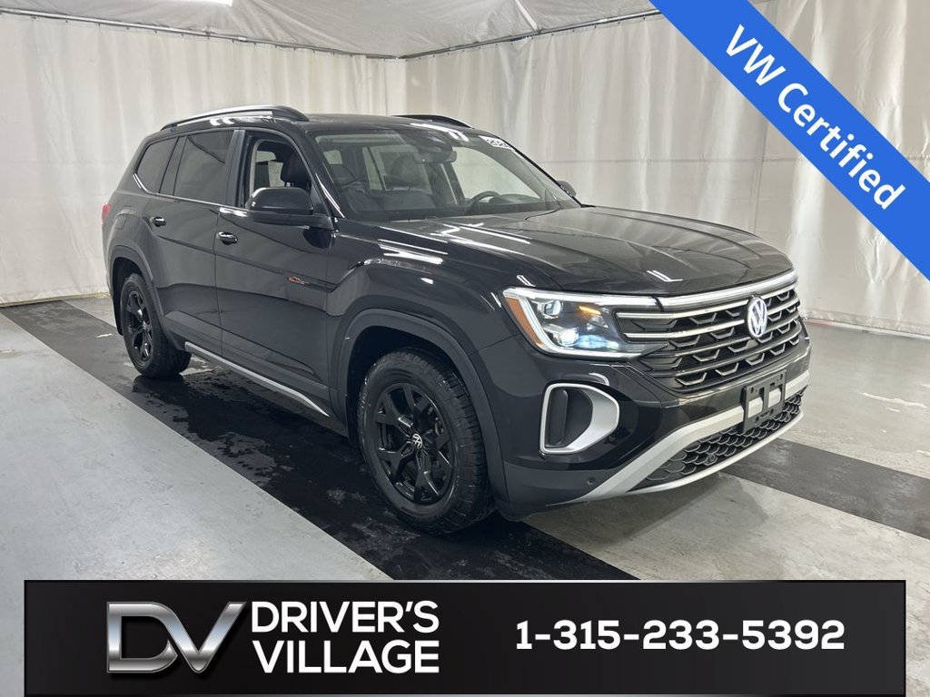 Certified 2024 Volkswagen Atlas Peak Edition SEL AWD/4WD image 1
