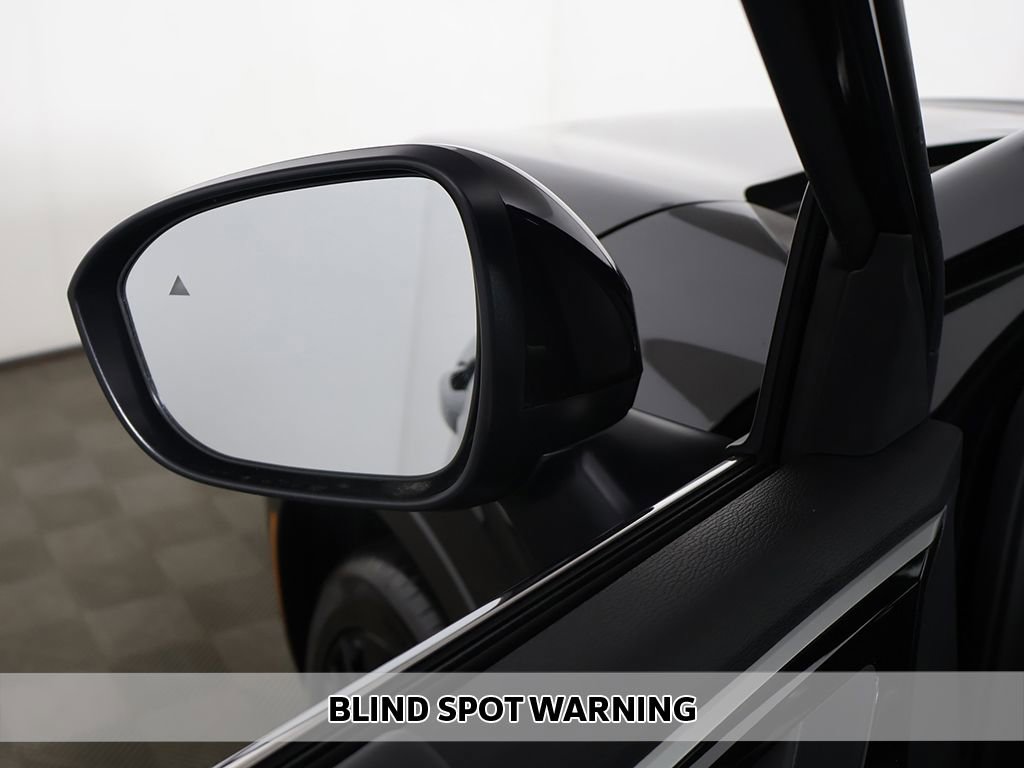 New 2026 Mitsubishi Outlander LE image 5