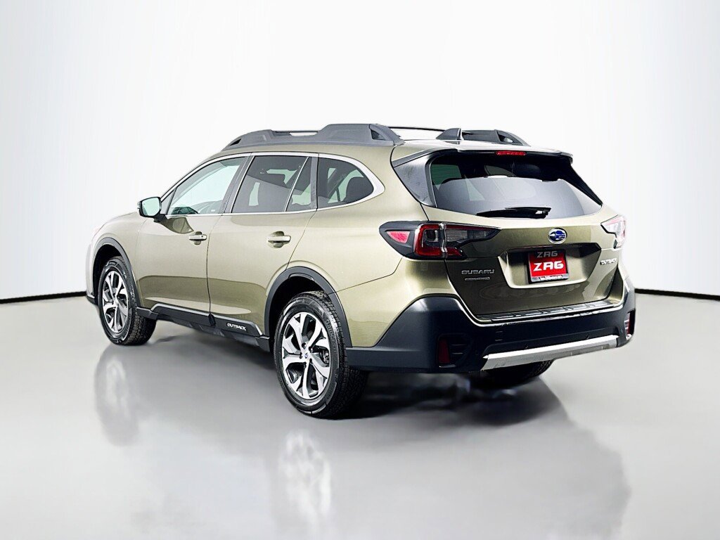 Used 2022 Subaru Outback Limited AWD/4WD image 3