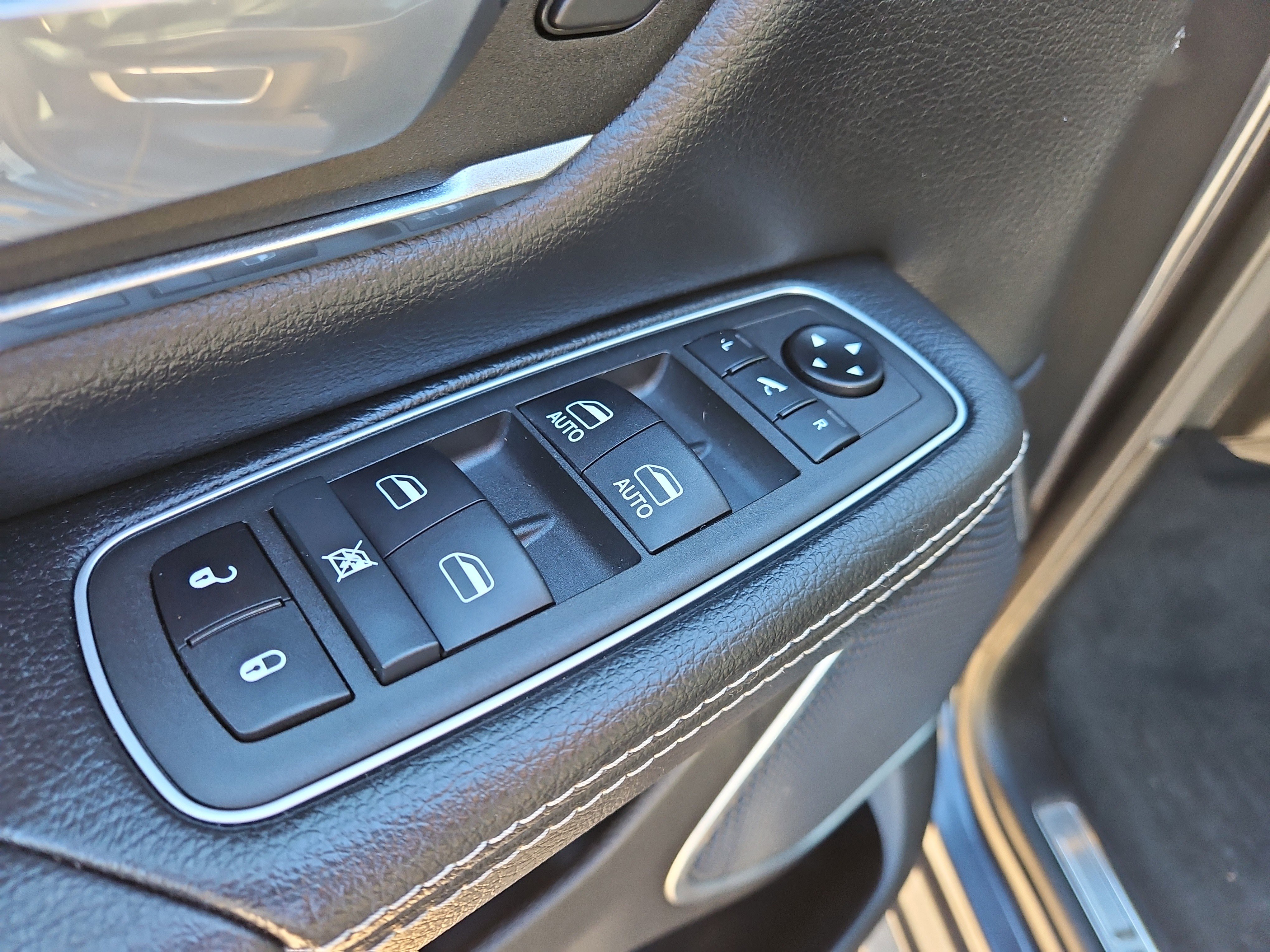 Used 2021 RAM 1500 Laramie image 16