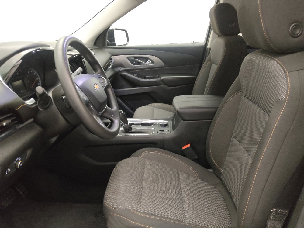 Used 2019 Chevrolet Traverse LS FWD image 17