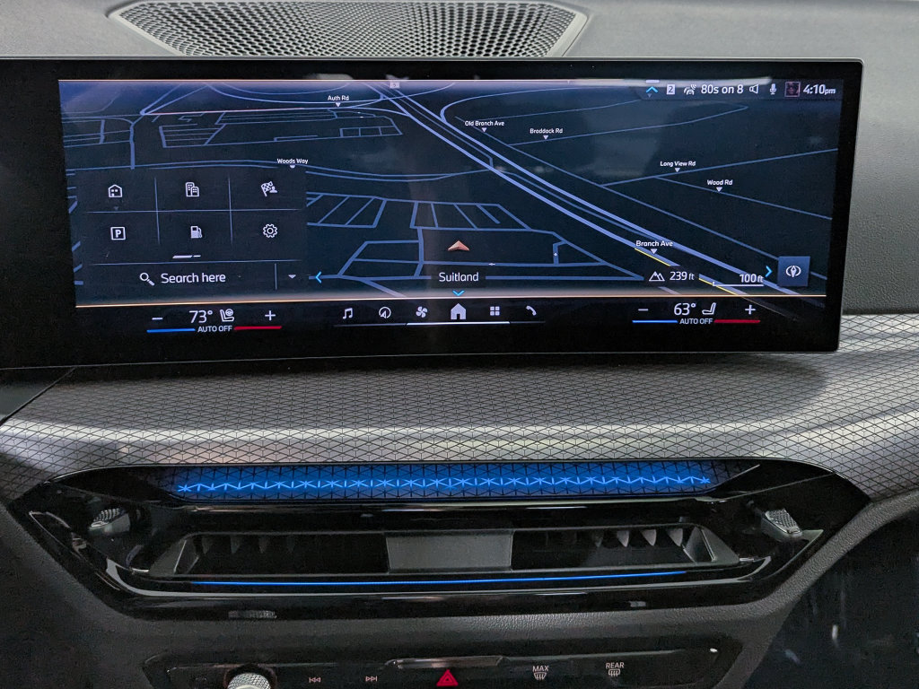 Used 2025 BMW 330i xDrive Sedan w/ M Sport Package AWD/4WD image 20