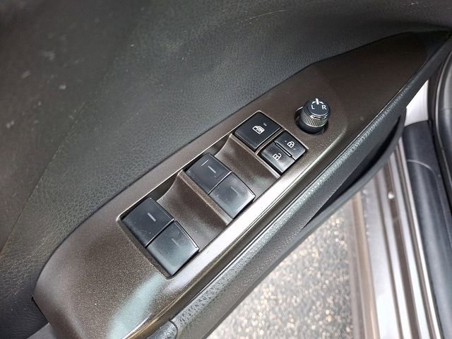 Used 2023 Toyota Camry SE FWD image 25