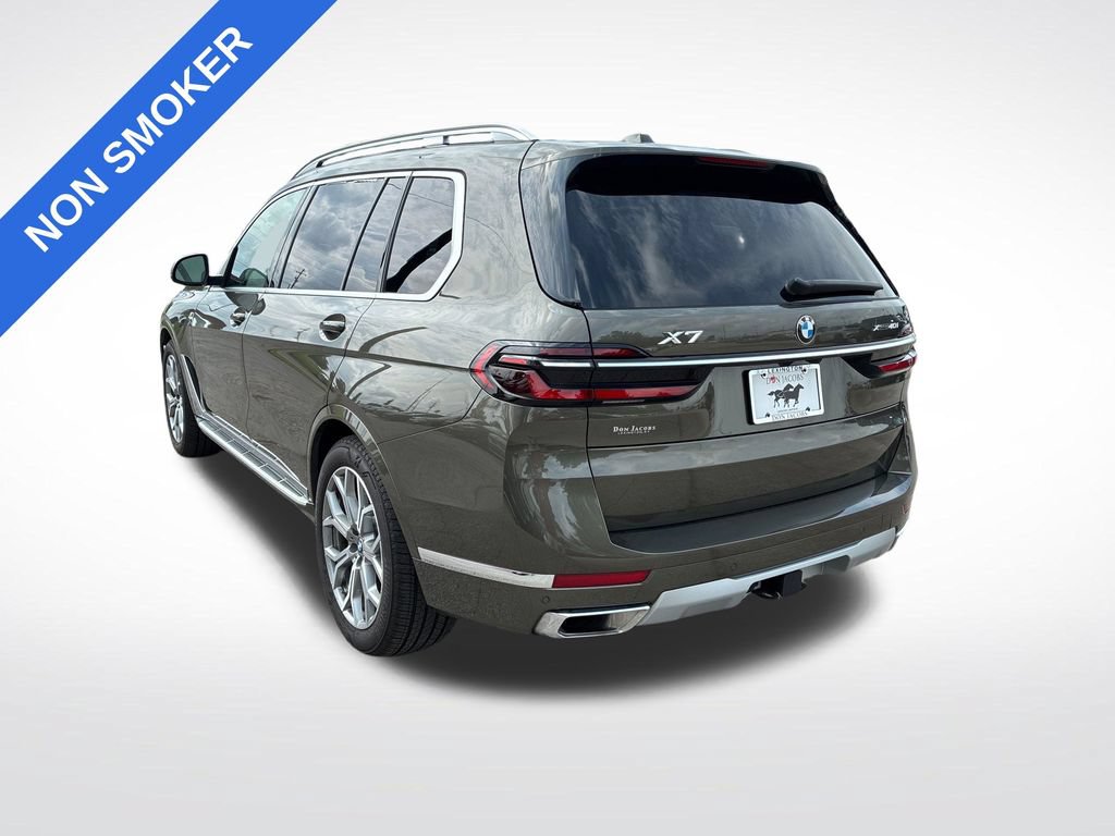 Used 2026 BMW X7 xDrive40i AWD/4WD image 6