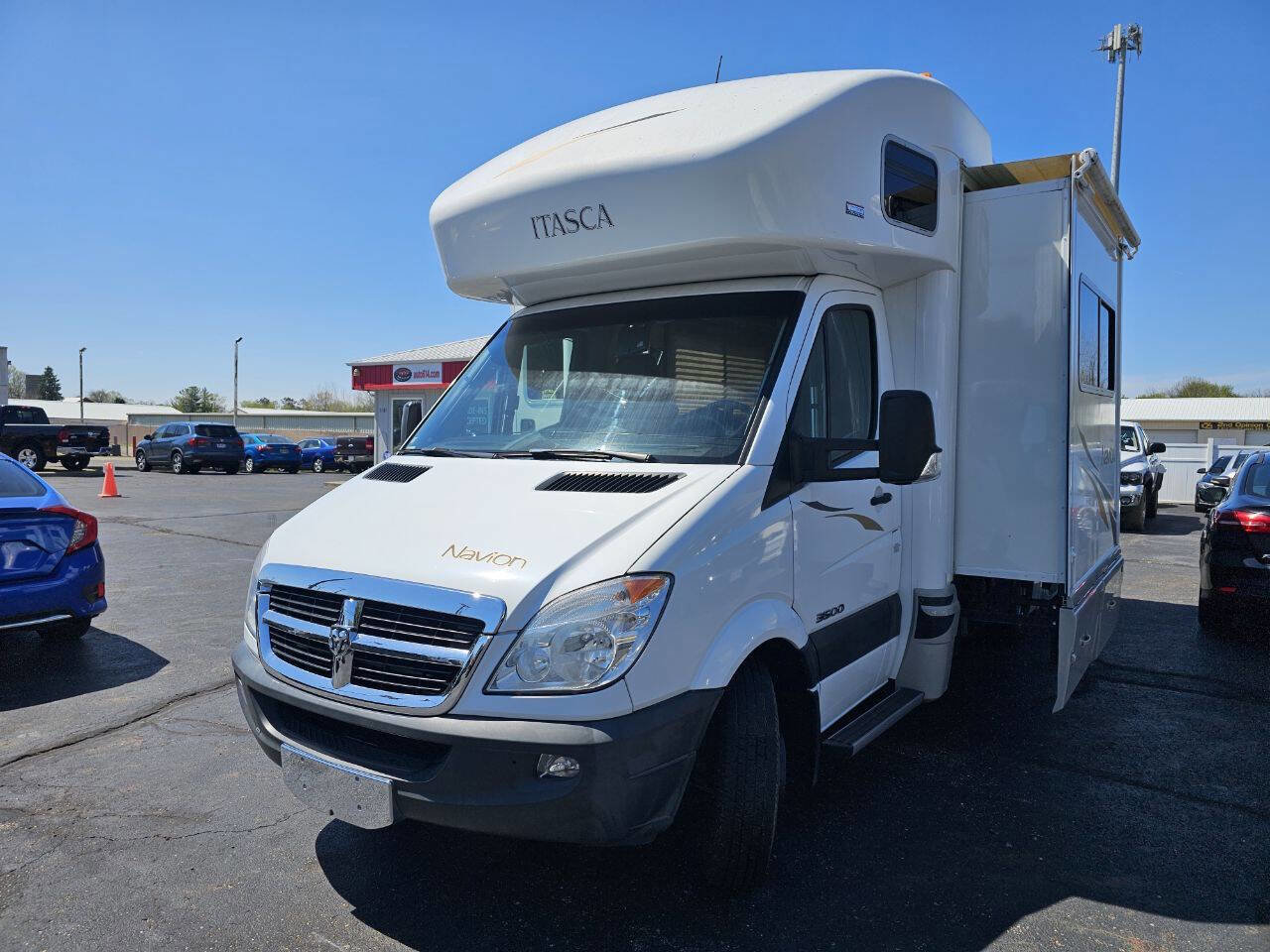 Used 2007 Dodge Sprinter 3500 image 2