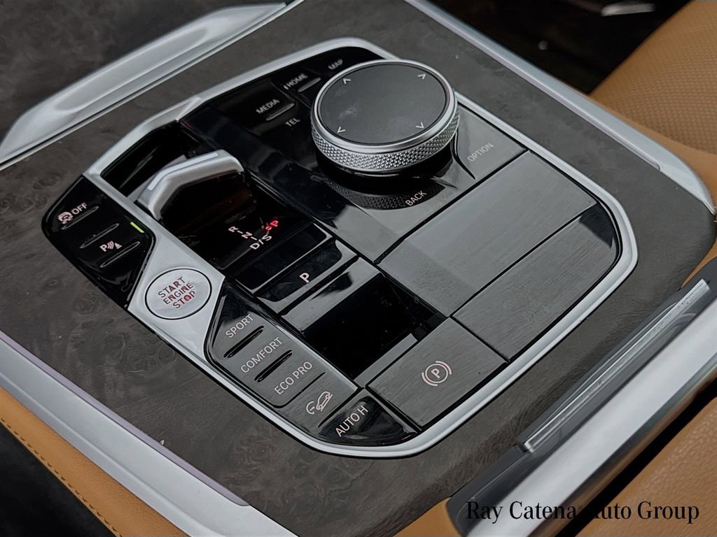 Certified 2024 BMW X5 xDrive40i w/ Premium Package image 17