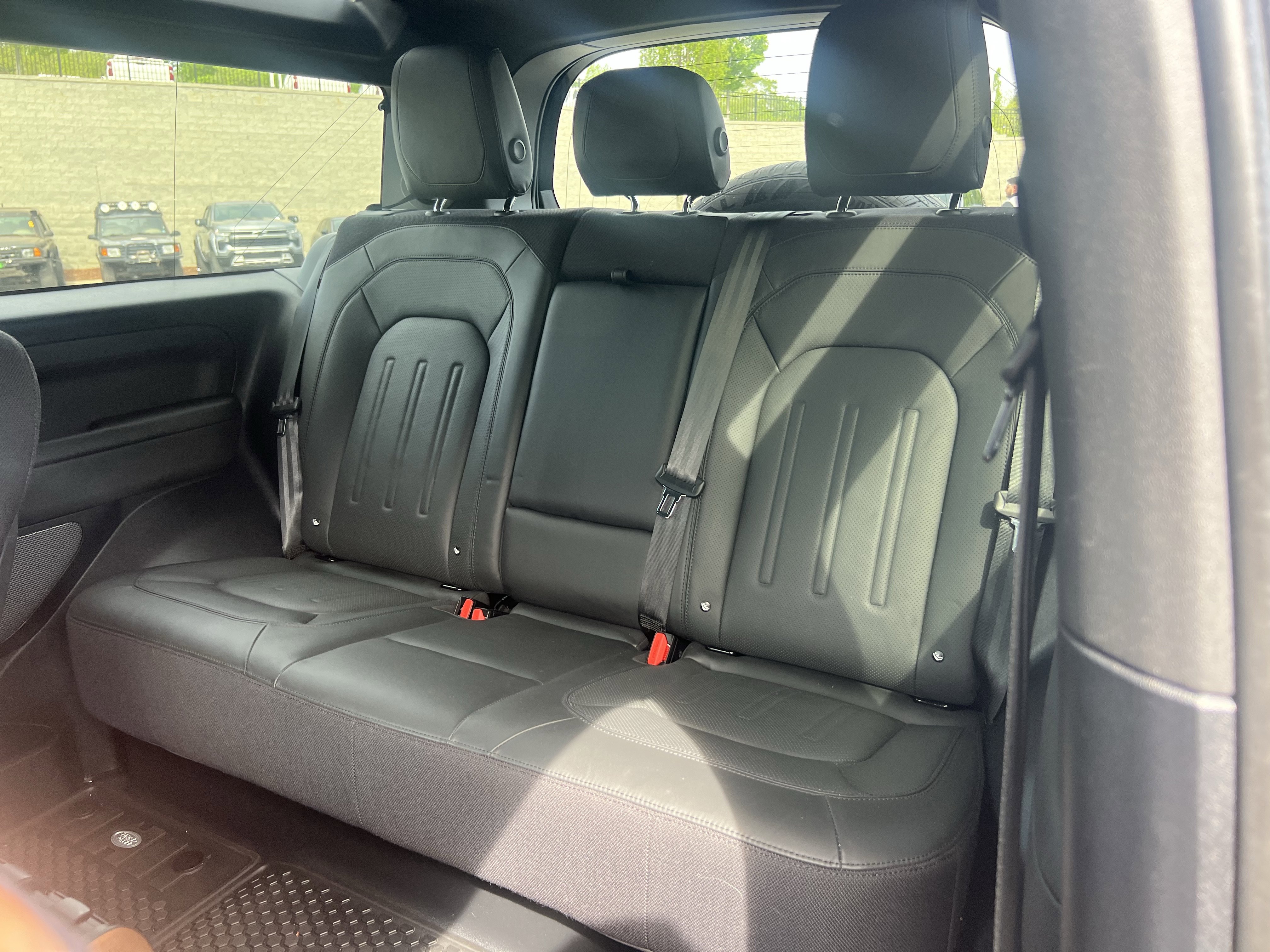 Certified 2023 Land Rover Defender 90 X image 31