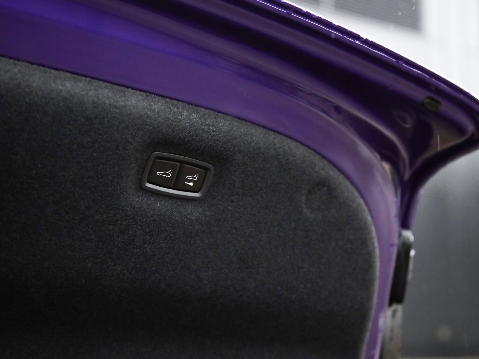 Certified 2025 Porsche Taycan GTS AWD/4WD image 30