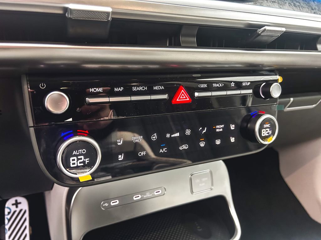 New 2026 Hyundai Ioniq 9 Calligraphy image 21