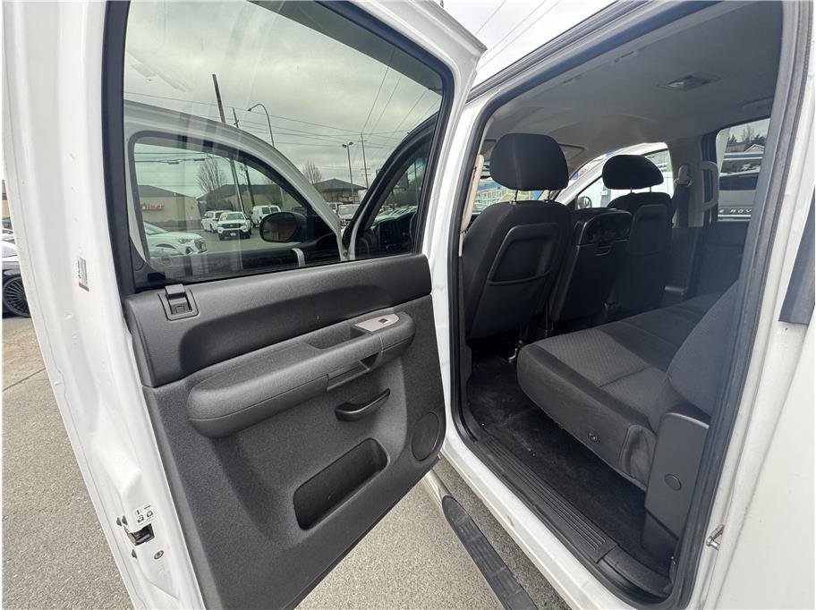 Used 2010 Chevrolet Silverado 1500 LT image 19