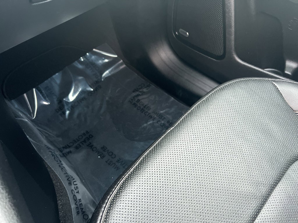 Used 2022 Jeep Compass Limited w/ (RED) Package image 21