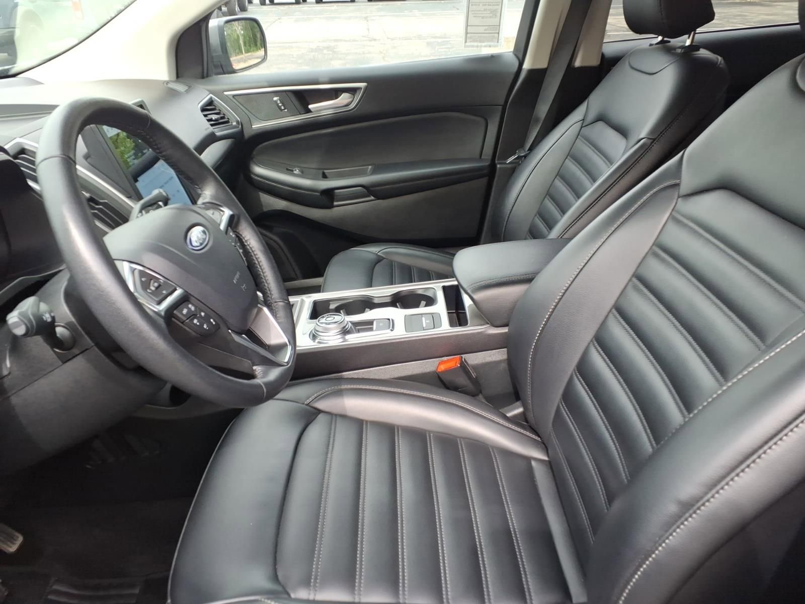 Used 2024 Ford Edge SEL AWD/4WD image 17