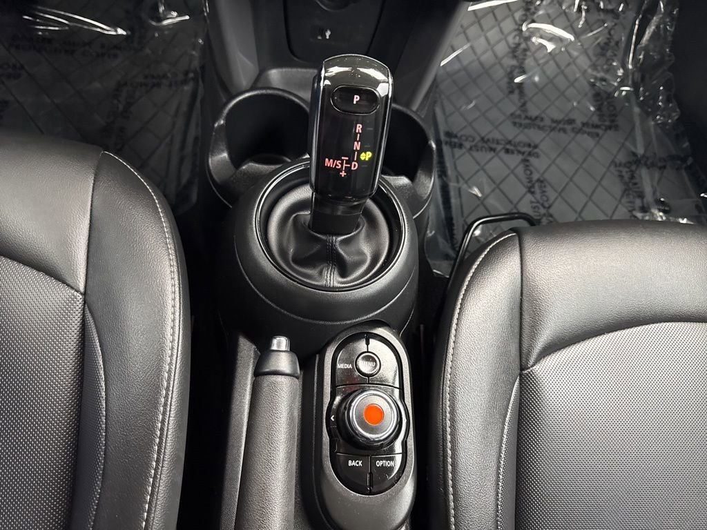 Used 2020 MINI Cooper 4-Door Hardtop FWD image 22